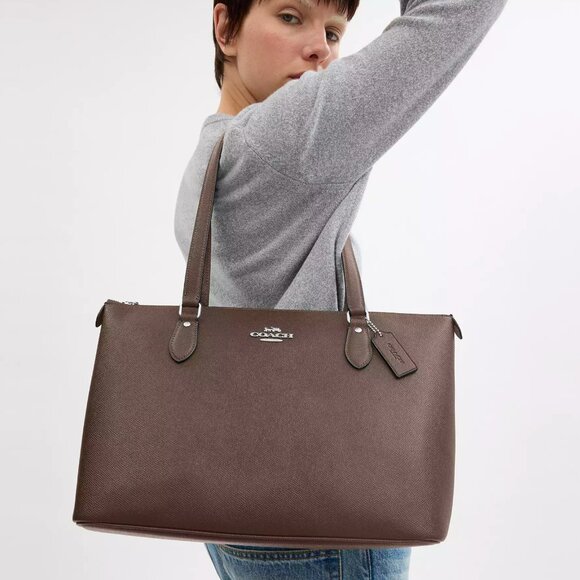 NWT Coach CV402 Gallery Tote Bag Crossgrain Leather Gold/Dark Stone *SEALED* - Picture 2 of 7